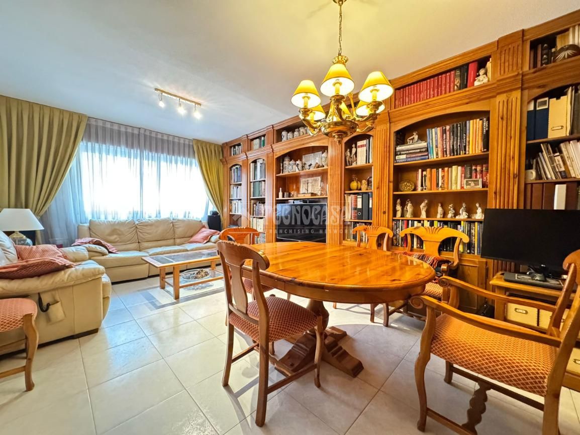 Living room of Single-family semi-detached for sale in Alcobendas  with Air Conditioner and Heating