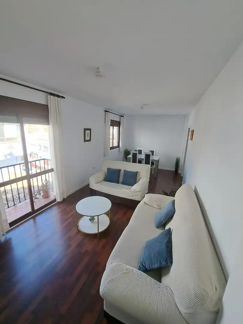 Ático con terraza en alquiler en Calle Fábrica Nueva 22, imagen 14