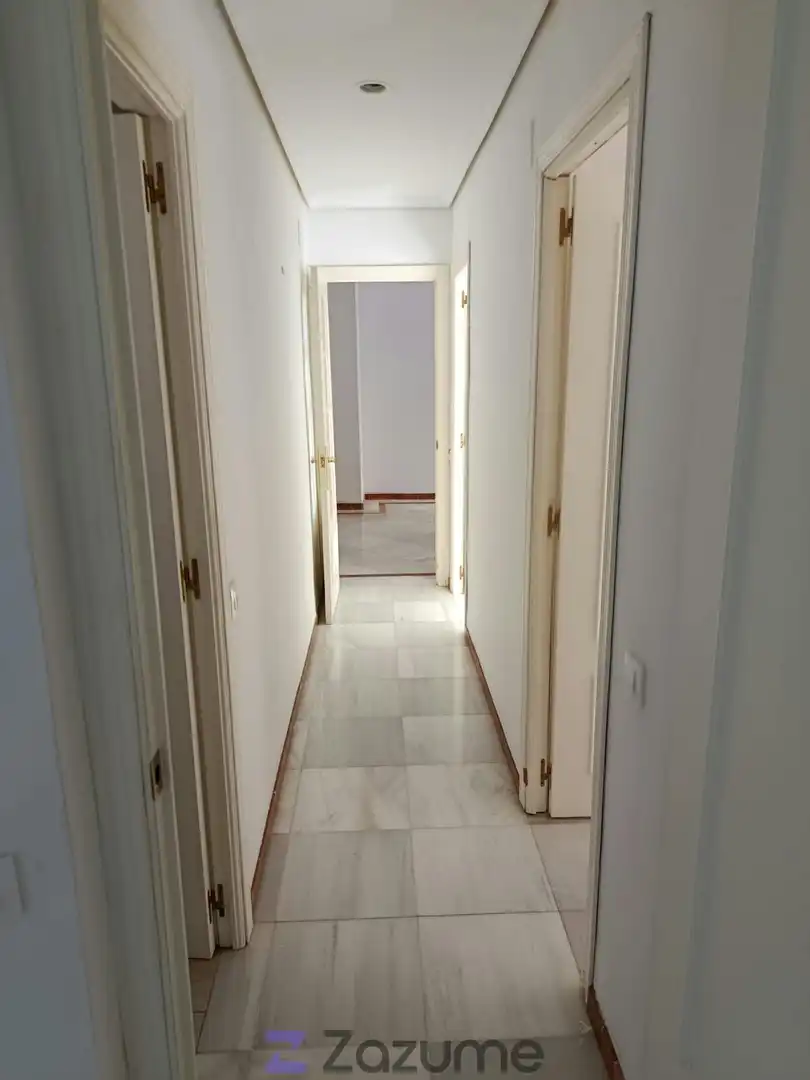 Piso de alquiler en Sevilla con Aire acondicionado, Calefacción y Horno
