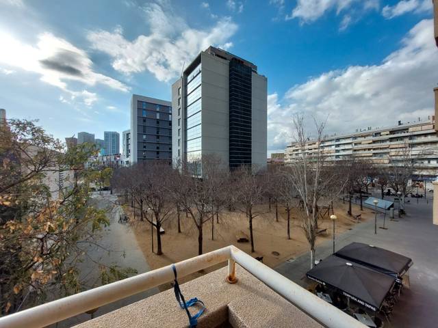 Piso en Venta en Carretera del Prat en La Marina del Port