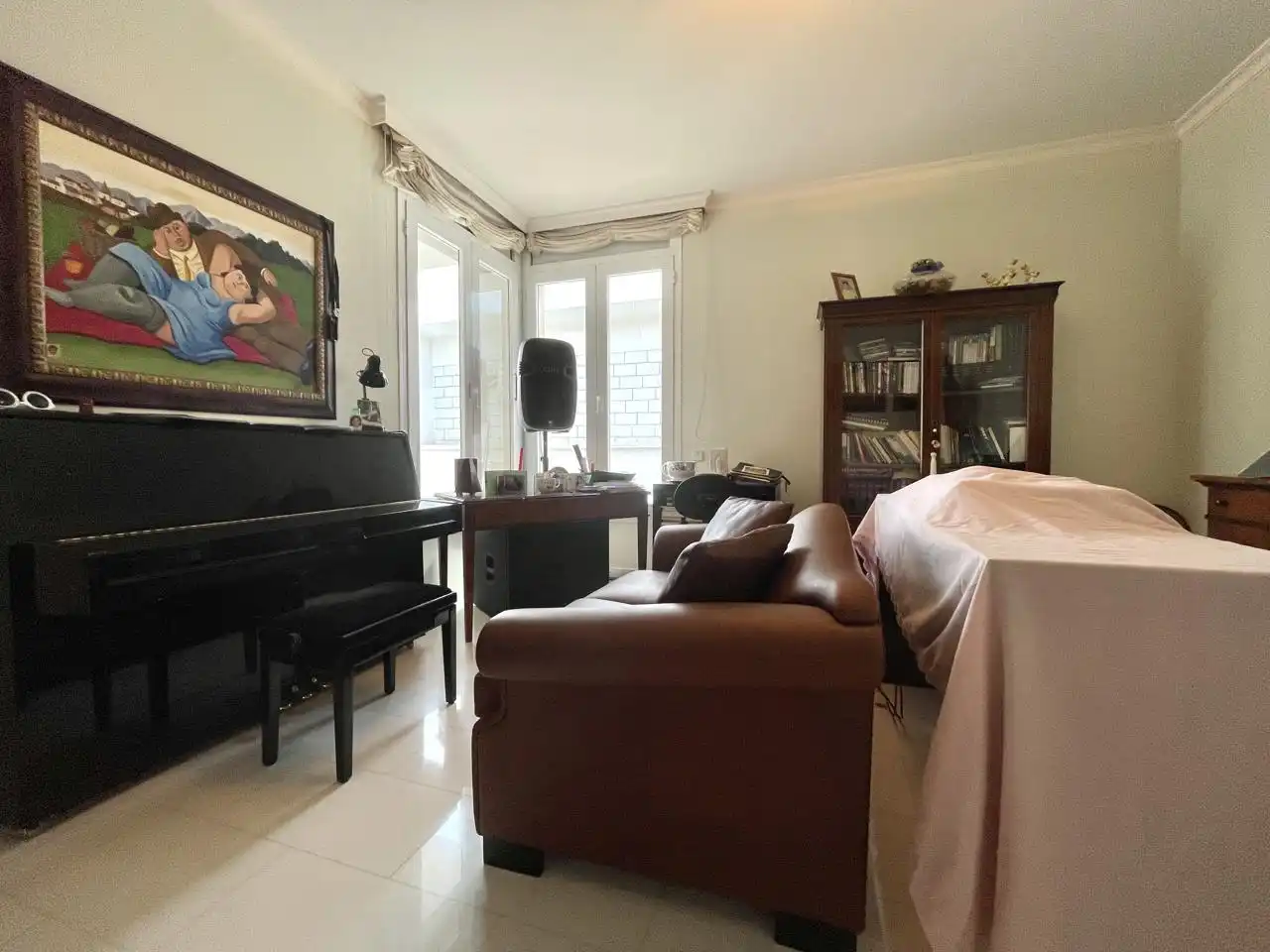 Sala d'estar de Casa o xalet en venda en Las Palmas de Gran Canaria amb Jardí privat, Terrassa i Piscina
