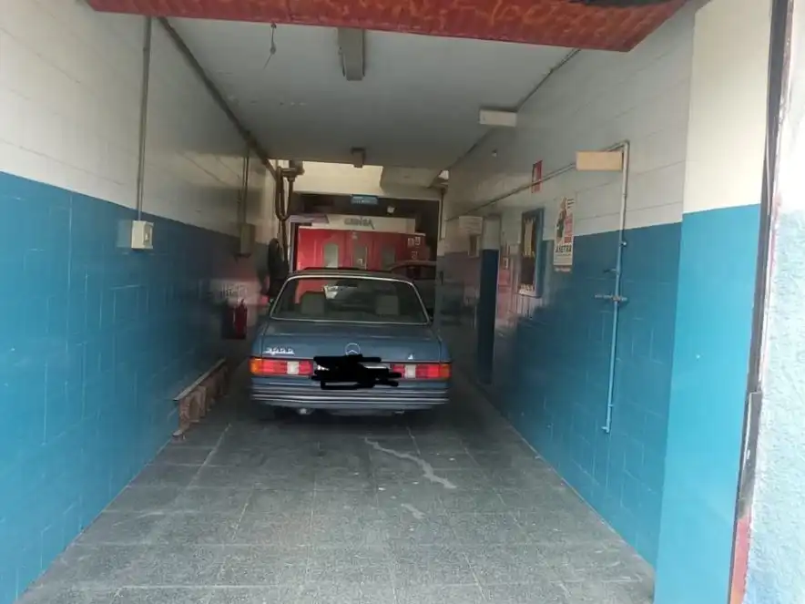 Parking de Local en venta en Madrid
