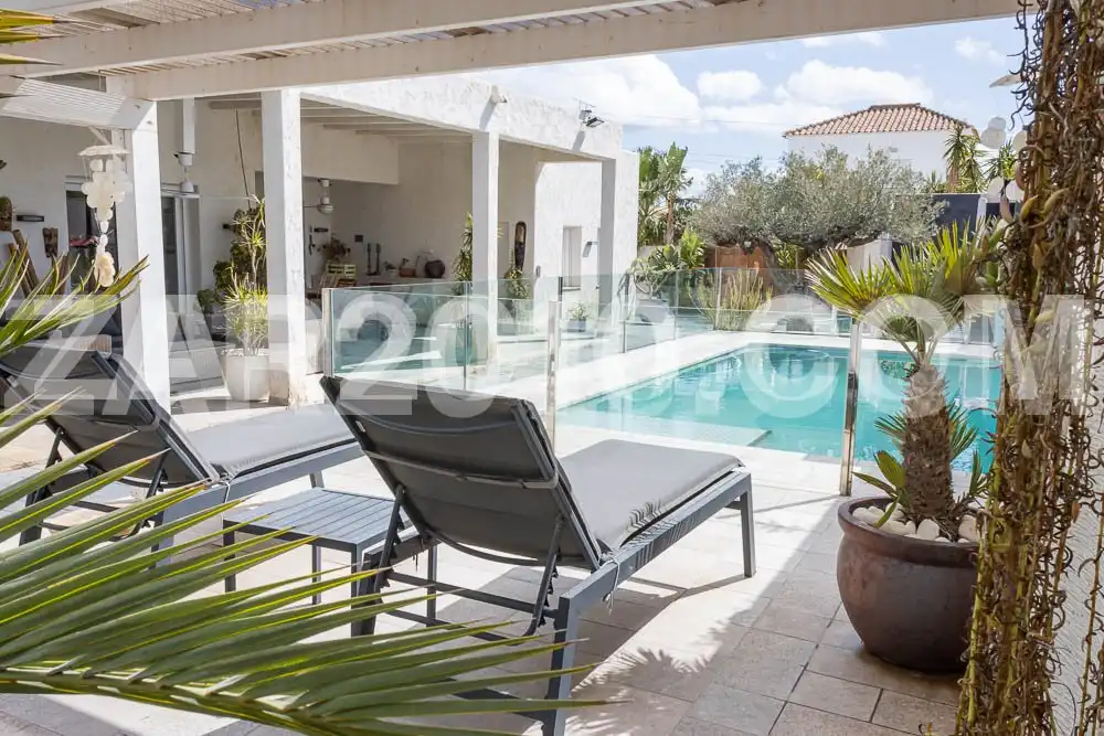 Terrasse von Haus oder Chalet zum Verkauf in Cuevas del Almanzora mit Klimaanlage, Privatgarten und Terrasse