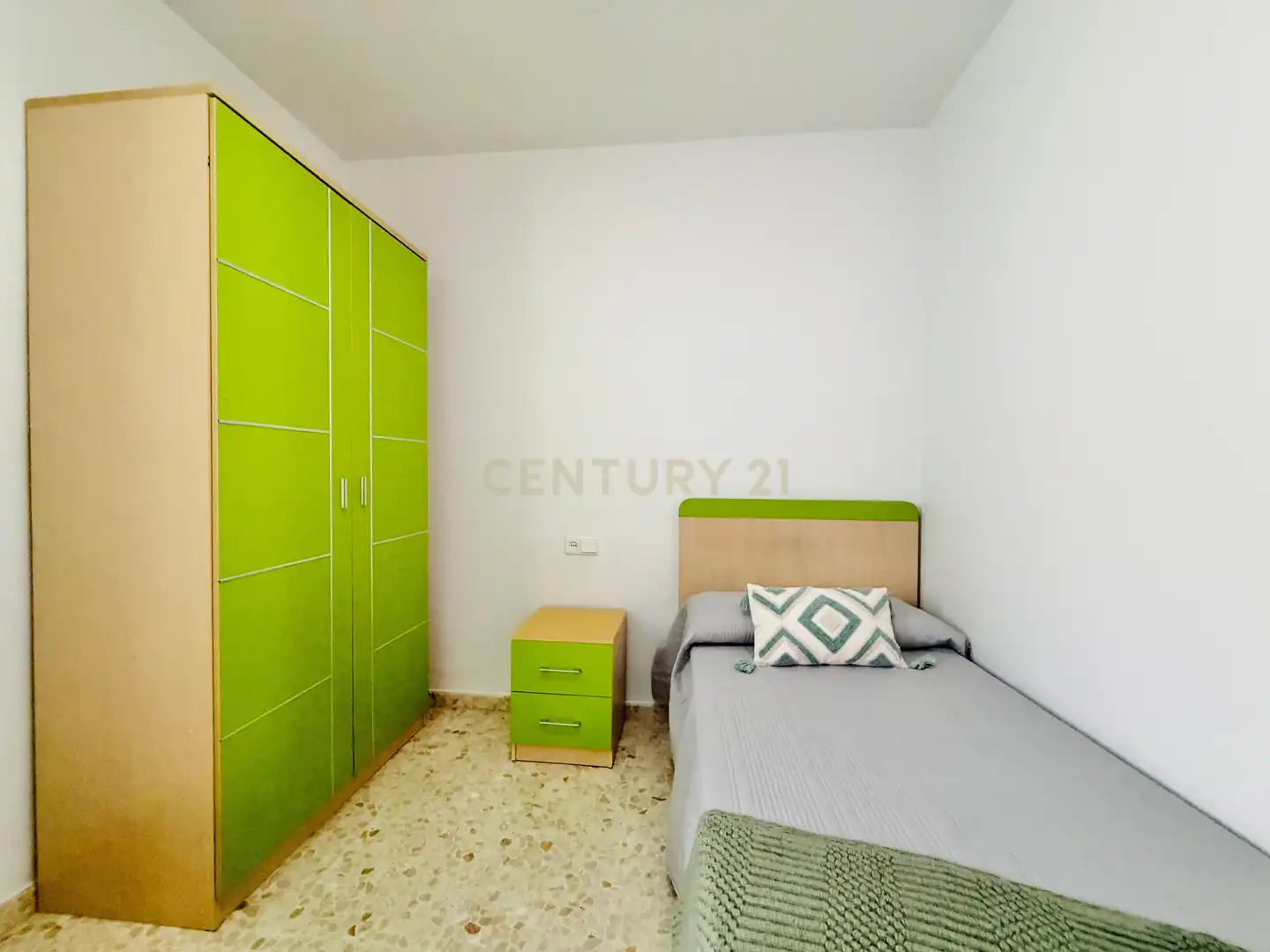 Dormitori de Apartament en venda en El Ejido amb Traster i Balcó
