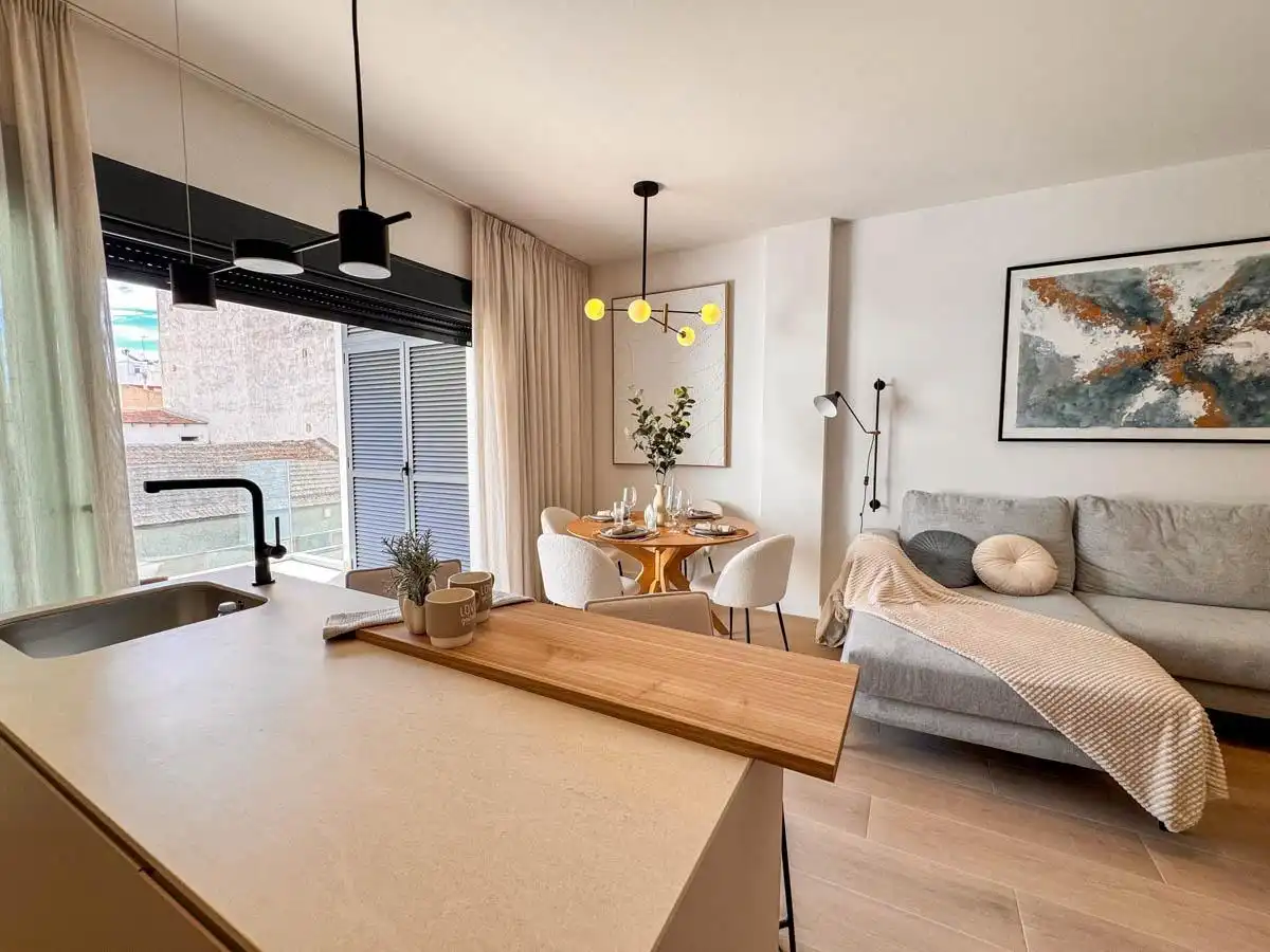 Flat with terrace for sale in Calle Calle de Miguel Hernández, imagen 2