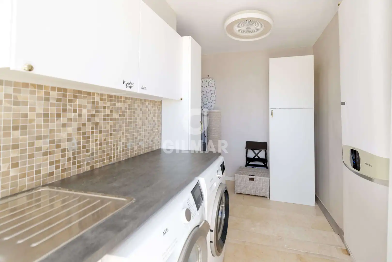 Habitación de Casa o chalet en venta en Estepona con Jardín privado y Piscina