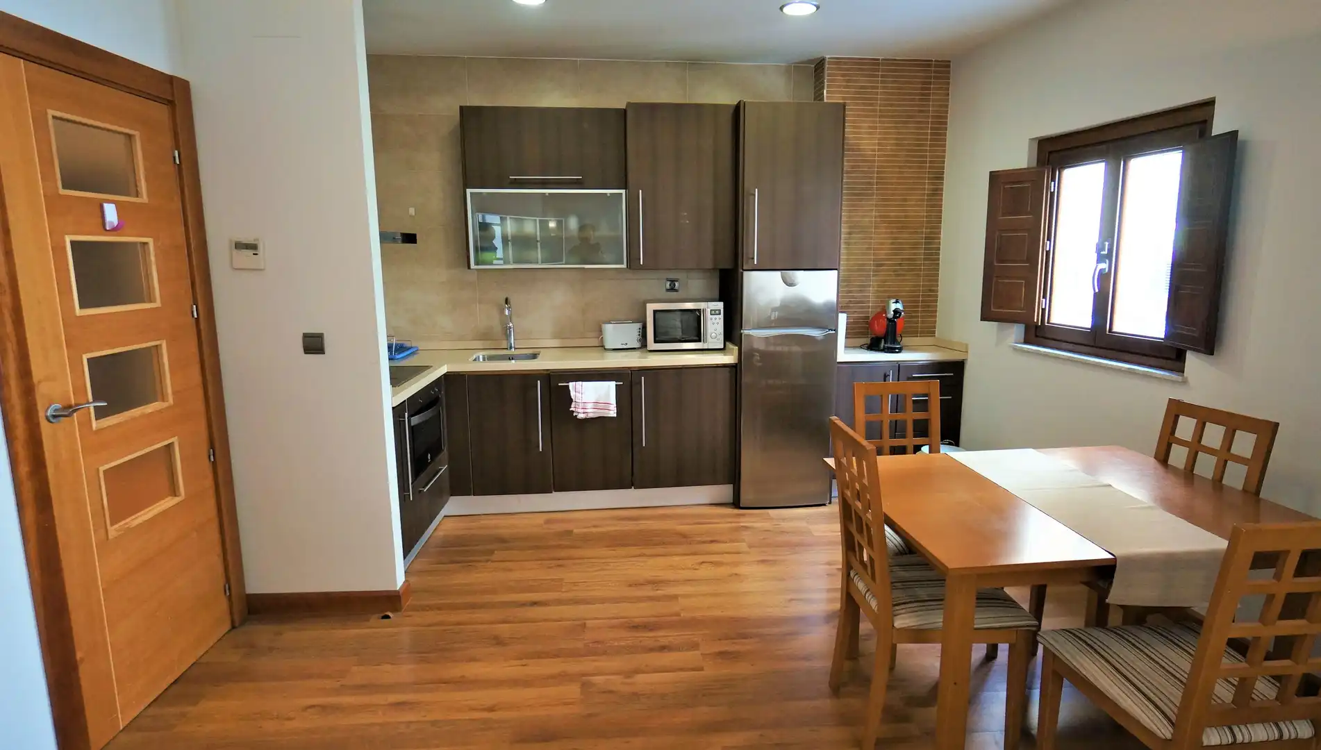 Cocina de Apartamento de alquiler en Salamanca con Aire acondicionado, Calefacción y Parquet