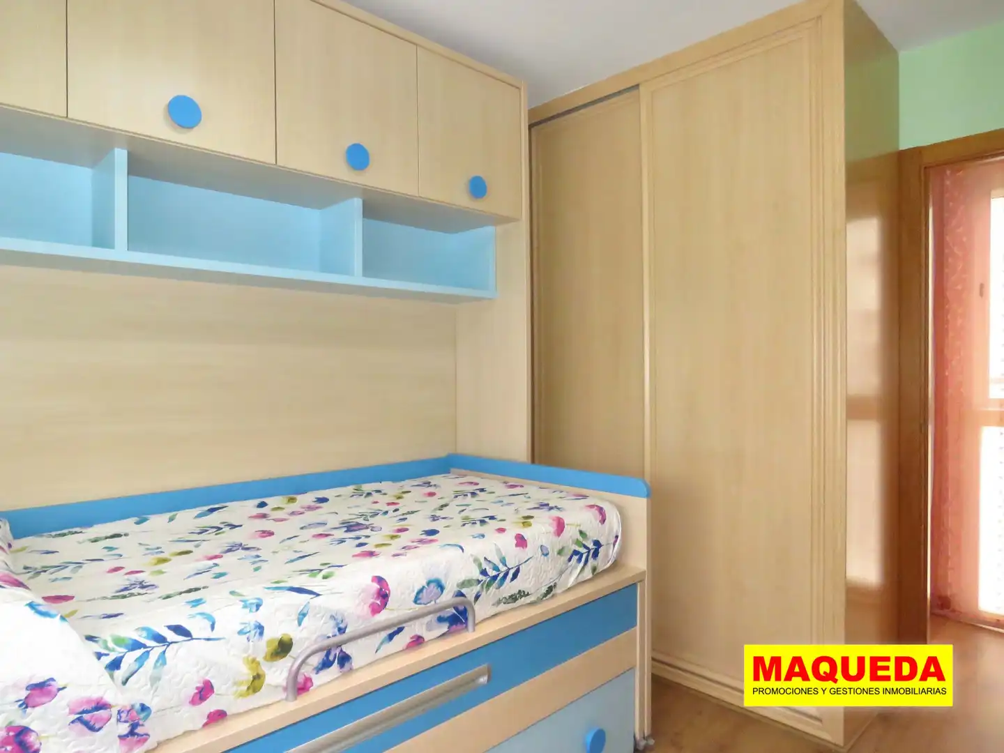 Wohnung zur Miete in Travesía Fuente Cisneros, Parque Oeste - Fuente Cisneros