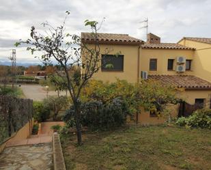 Jardí de Casa adosada en venda en Vilamaniscle amb Calefacció i Terrassa