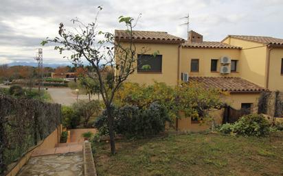 Jardí de Casa adosada en venda en Vilamaniscle amb Calefacció i Terrassa