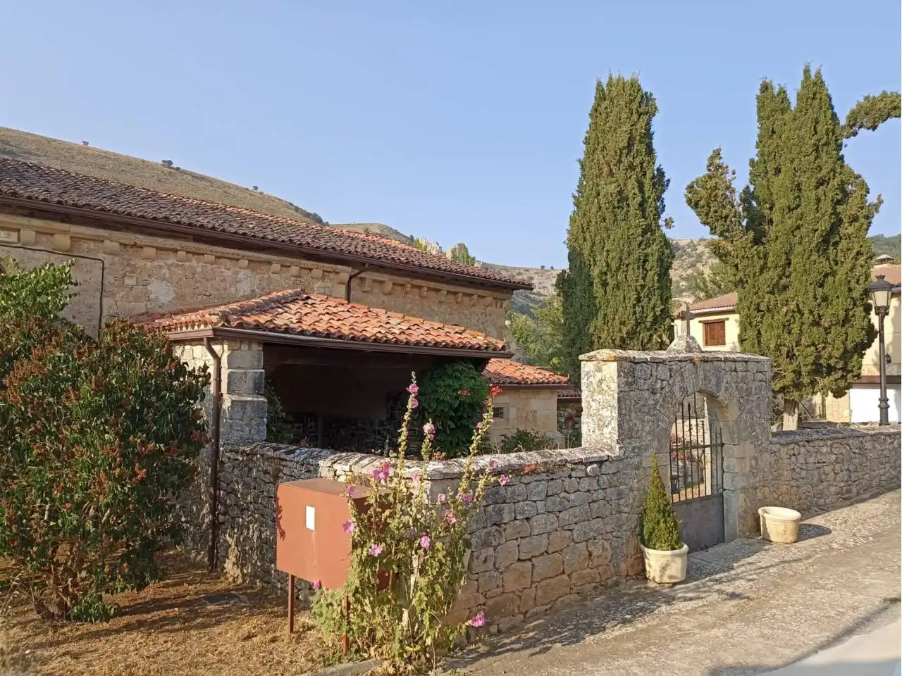 Vista exterior de Casa o chalet en venta en Valle de Sedano con Calefacción