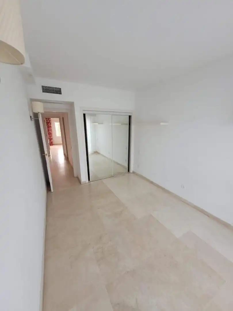 Apartament amb piscina en venda a Selwo, imagen 19