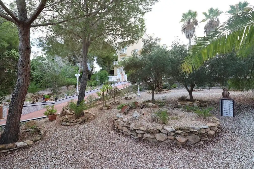 Detached house with pool for sale in Calle LOS PIRINEOS, imagen 35