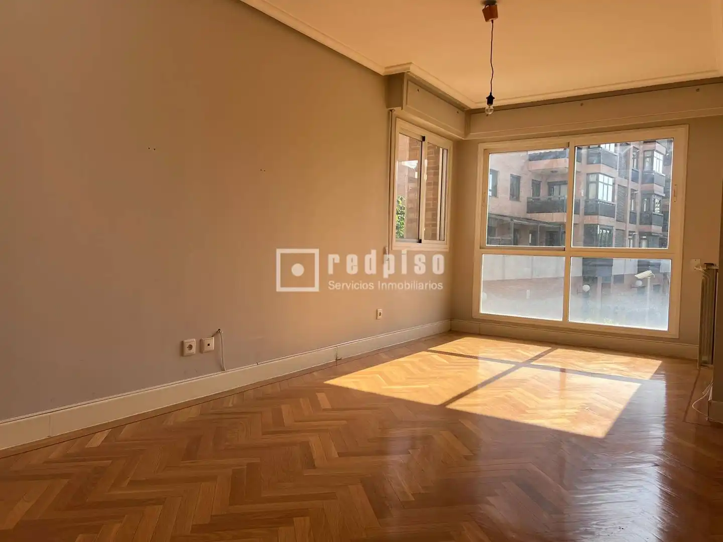 Piso con piscina en venta en del Talgo 226, imagen 23