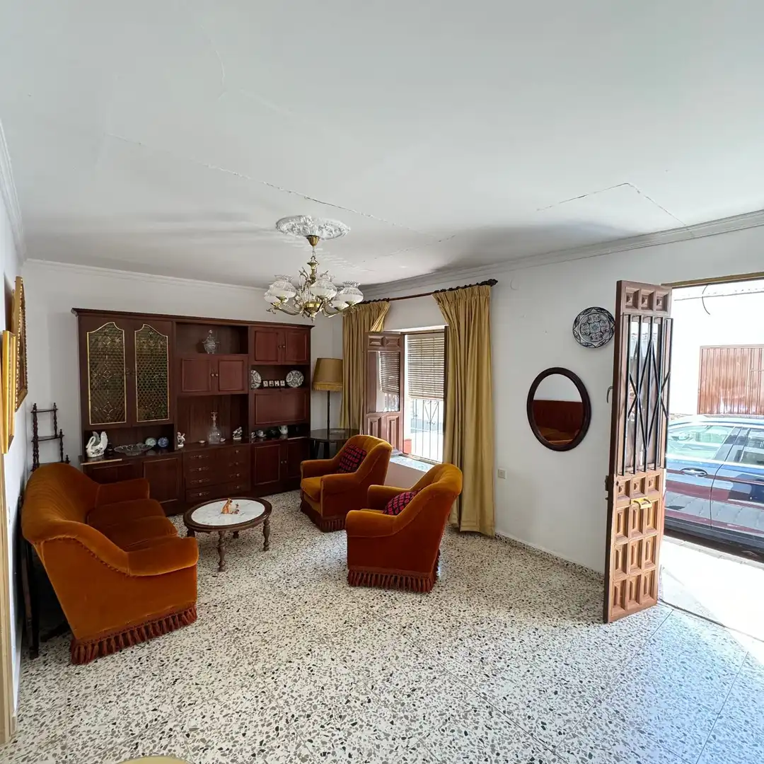 House with garden for sale in Periana, imagen 2