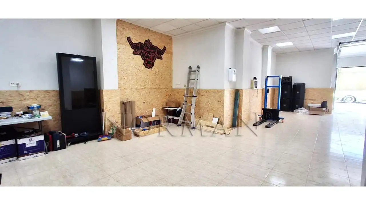 Local comercial en venda a Las Torres de Cotillas