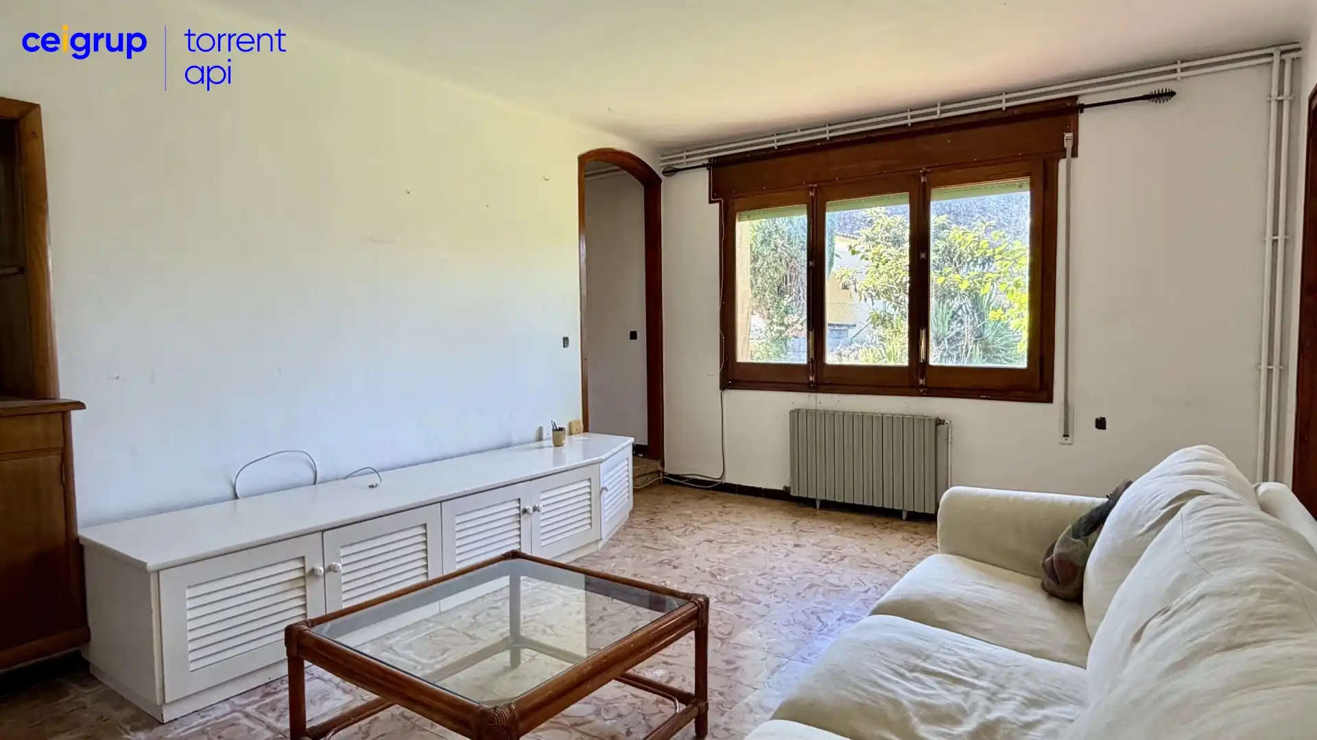 Sala de estar de Casa o chalet en venta en Serra de Daró con Calefacción, Terraza y Balcón