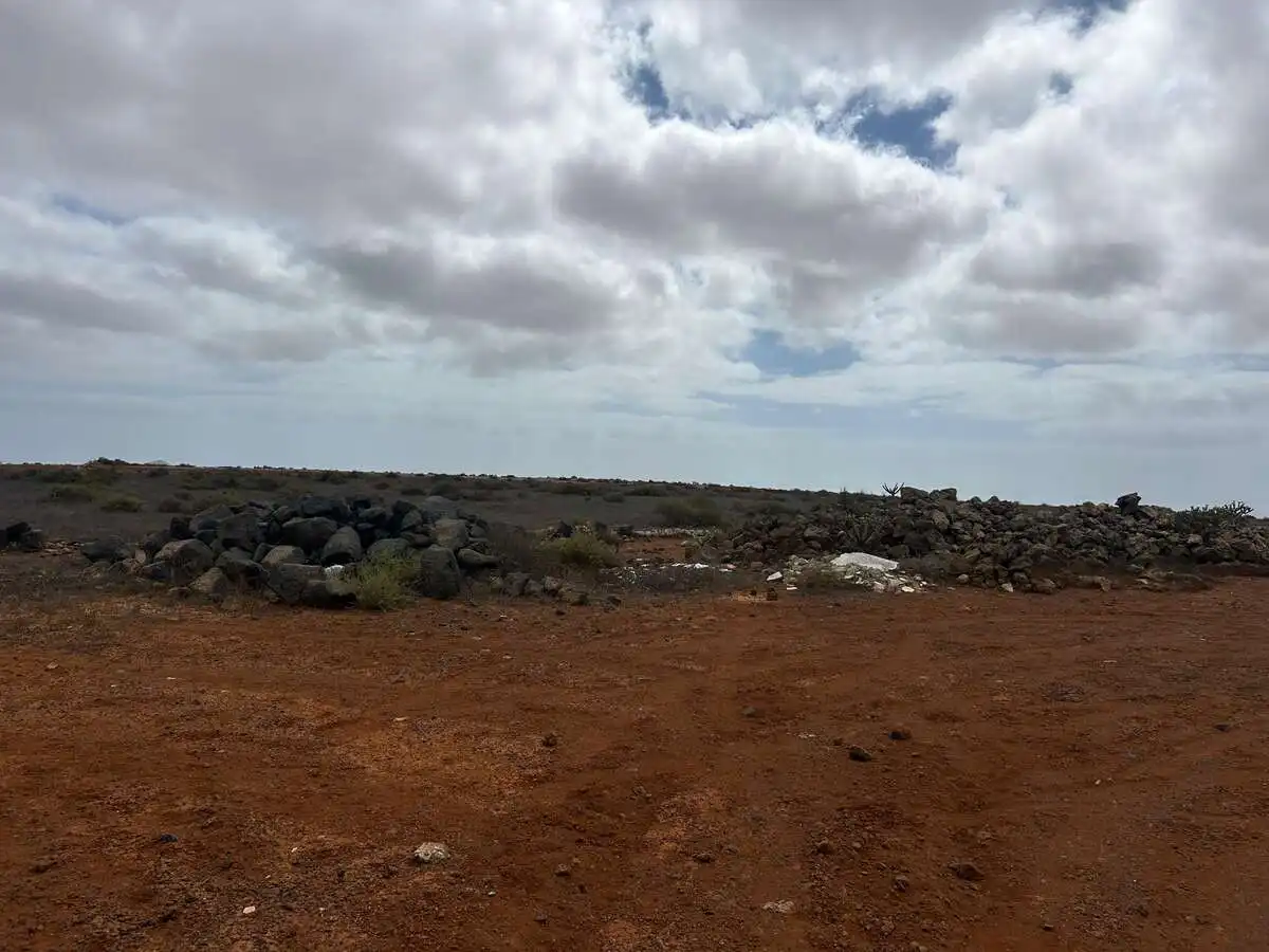 Land for sale in Teguise