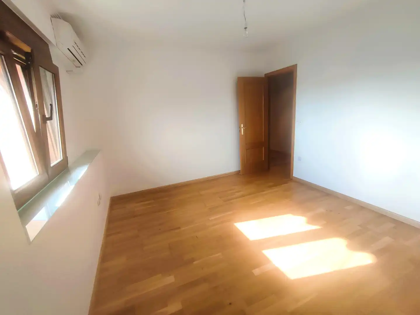 Habitación de Piso en venta en Medina del Campo con Aire acondicionado, Calefacción y Parquet