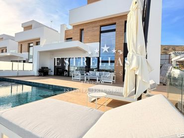 Villa con balcone in vendita a Balcón de Finestrat - Terra Marina