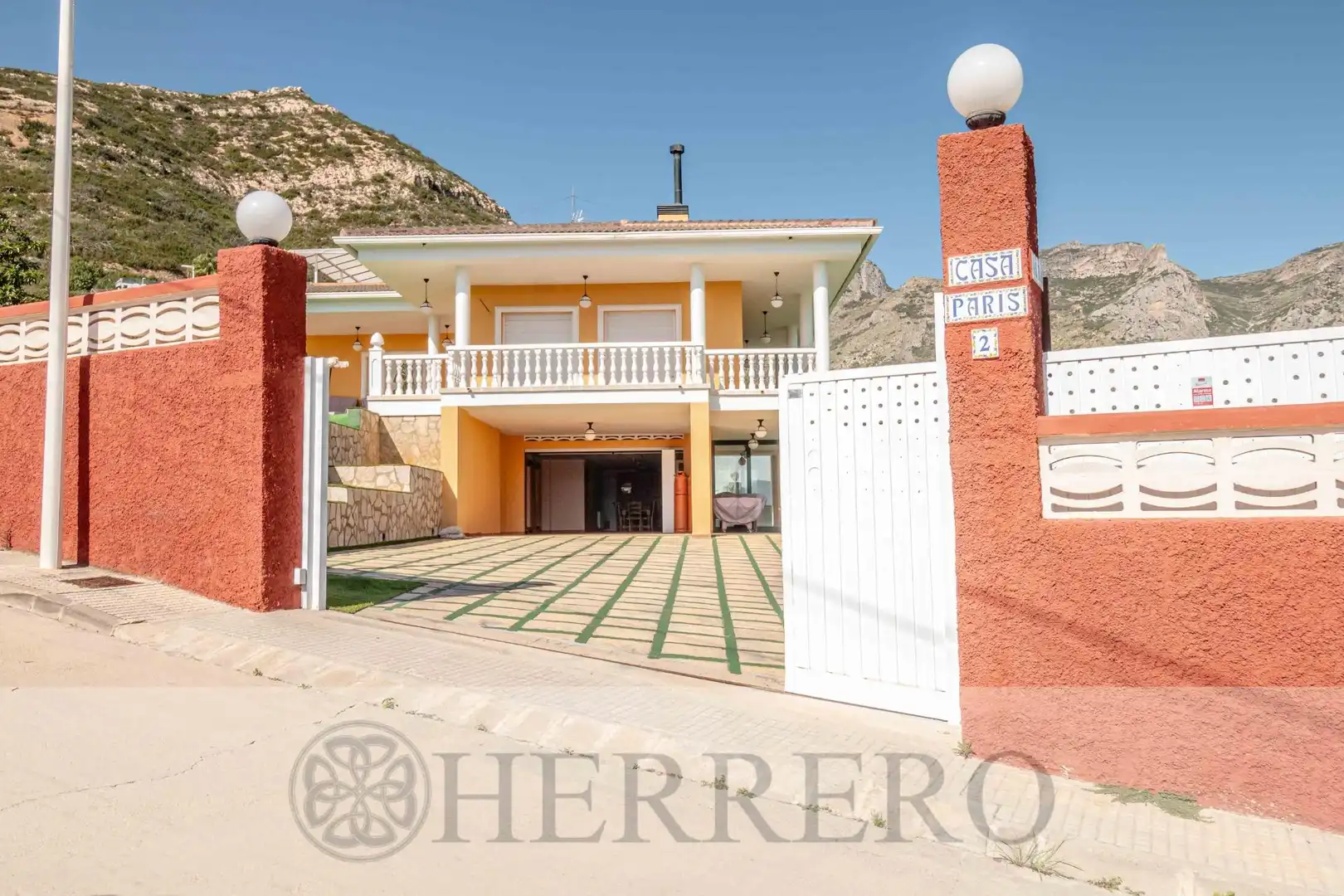 Vista exterior de Casa o chalet en venta en Gandia con Aire acondicionado, Calefacción y Jardín privado