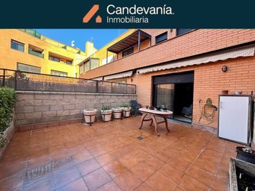 Terraced house with balcony for sale in Zuera