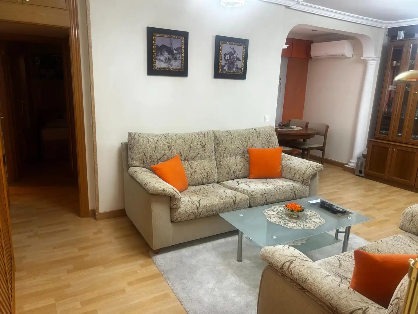 Sala de estar de Piso en venta en Coslada con Aire acondicionado, Calefacción y Amueblado