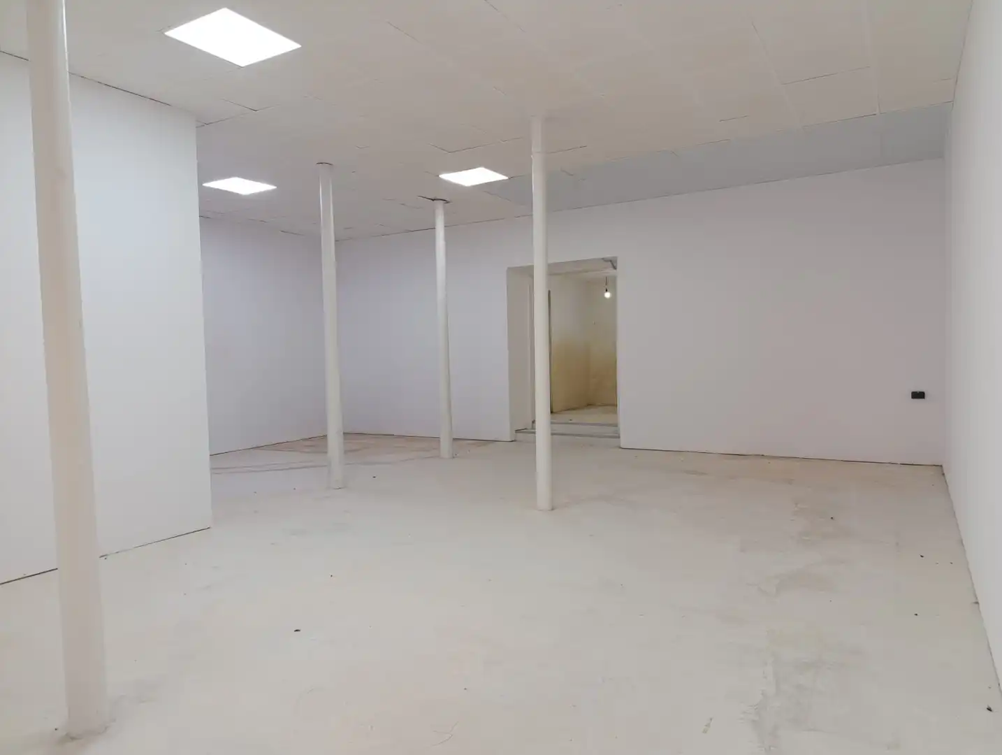 Geschaftsraum zur Miete in Oviedo 
