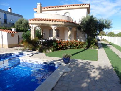 Piscina de Casa o xalet en venda en Mont-roig del Camp amb Jardí privat, Terrassa i Piscina