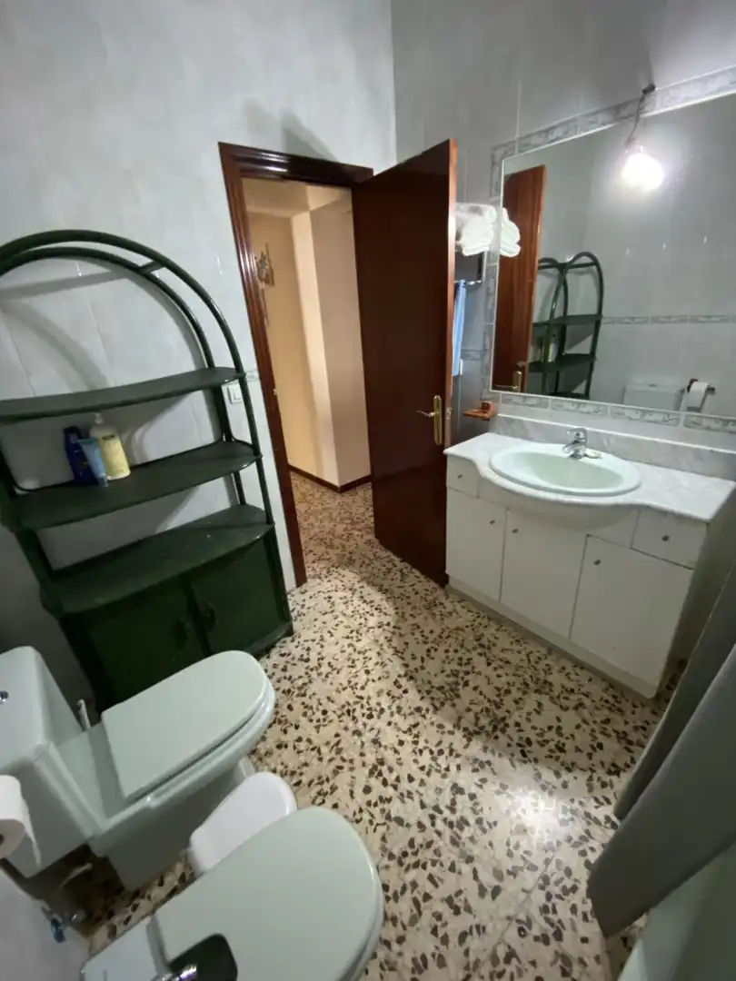 Baño de Casa o chalet en venta en Valverde del Camino con Calefacción, Piscina y Amueblado