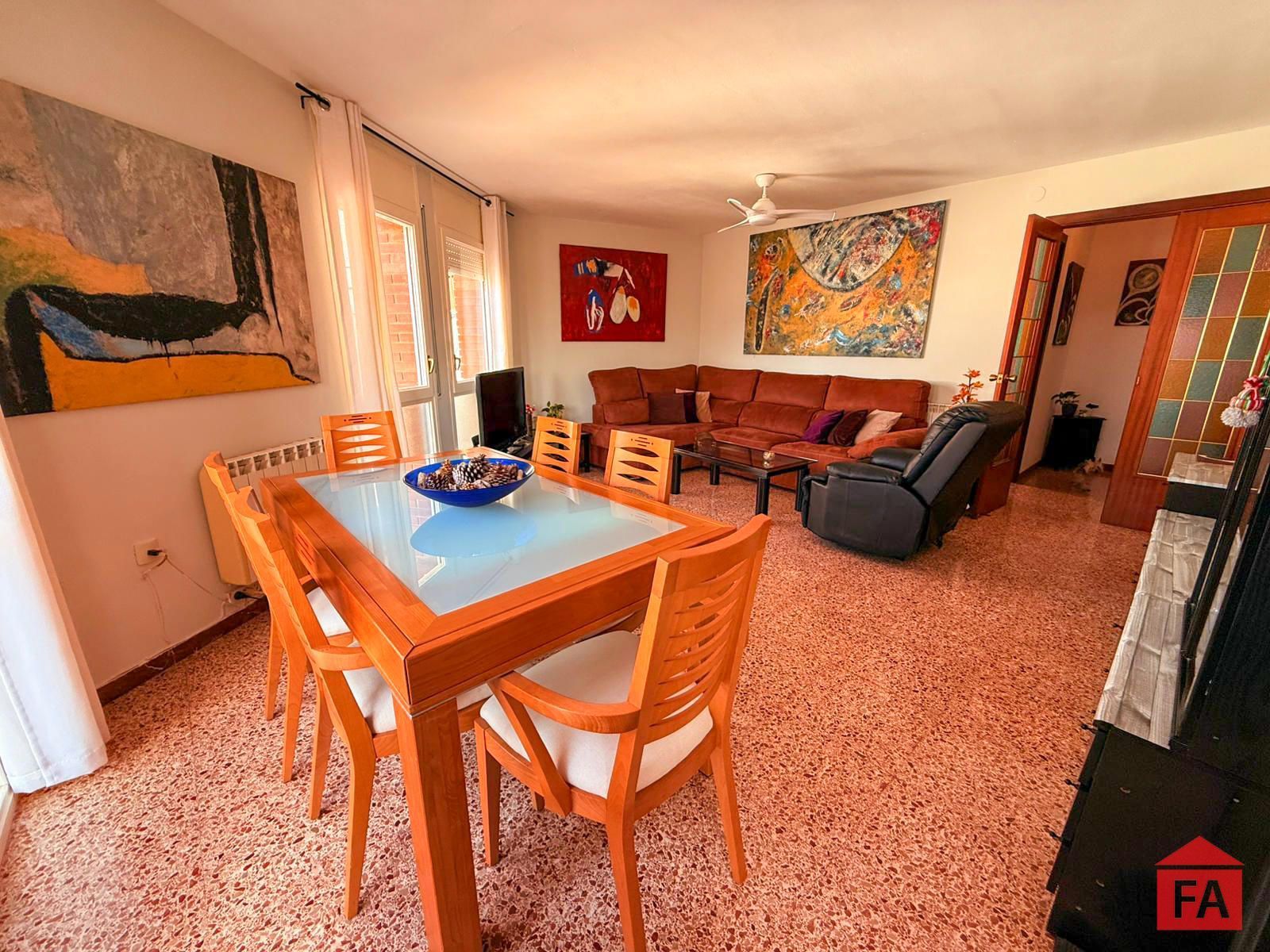 Sala d'estar de Pis en venda en Santa Oliva