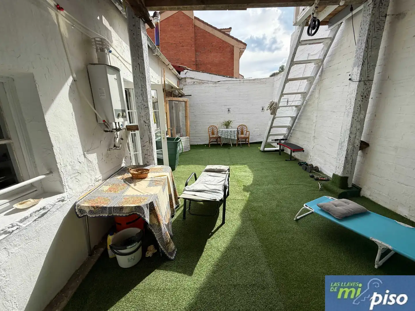Terrassa de Casa o xalet en venda en Valladolid amb Calefacció, Jardí privat i Parquet