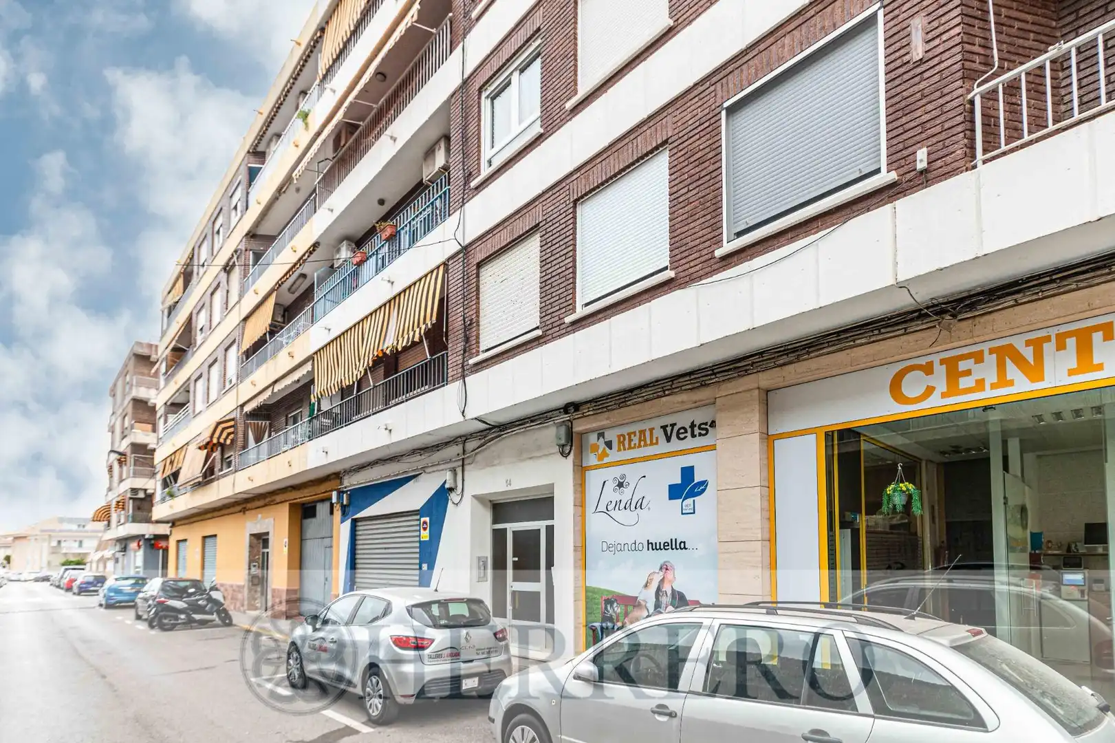 Vista exterior de Pis en venda en El Real de Gandia amb Aire condicionat, Calefacció i Moblat