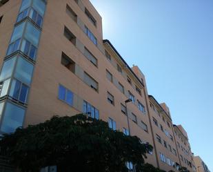 Exterior view of Flat to rent in San Sebastián de los Reyes  with Heating, Storage room and Oven