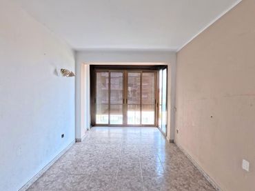 Wohnung mit Balkon zum Verkauf in Nou Barris