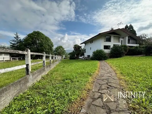 Vista exterior de Casa o chalet en venta en Lezama con Calefacción, Jardín privado y Terraza