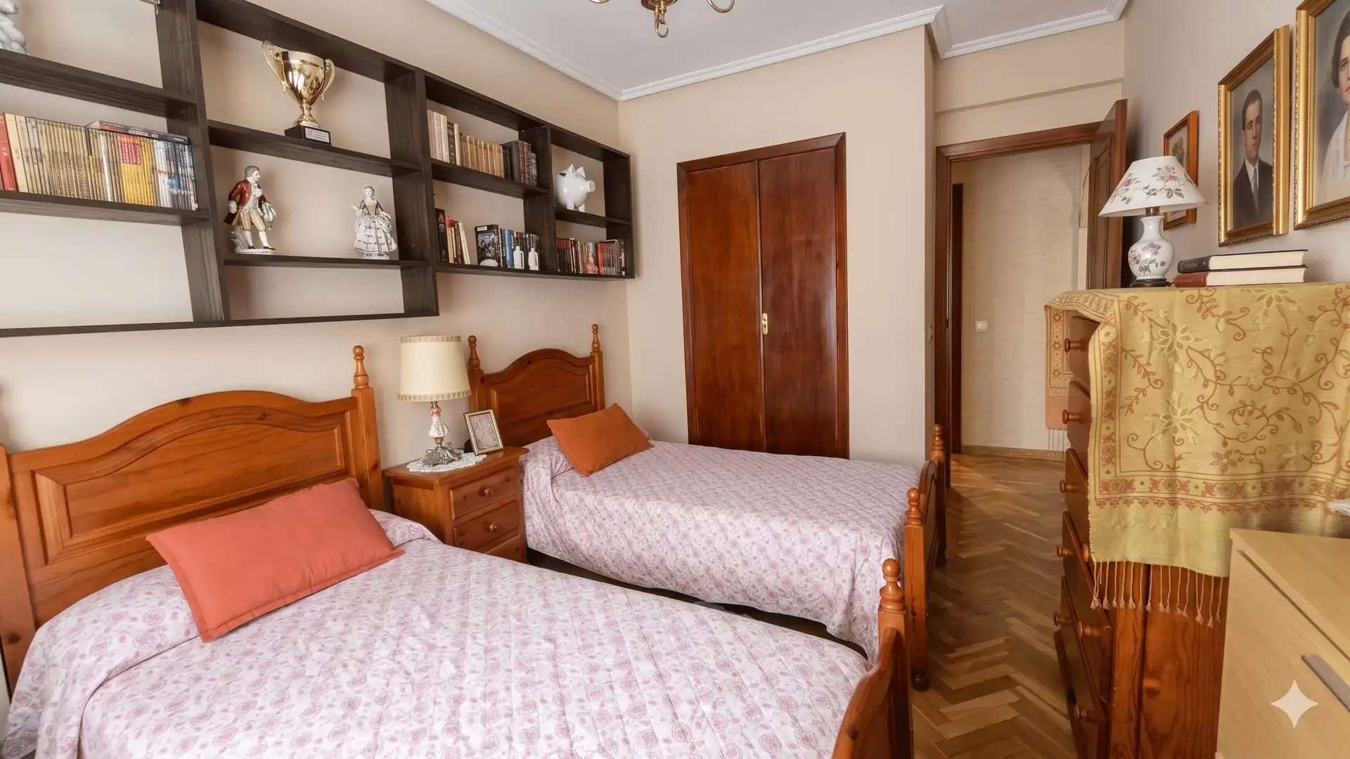 Schlafzimmer von Wohnung zum Verkauf in Cáceres mit Terrasse