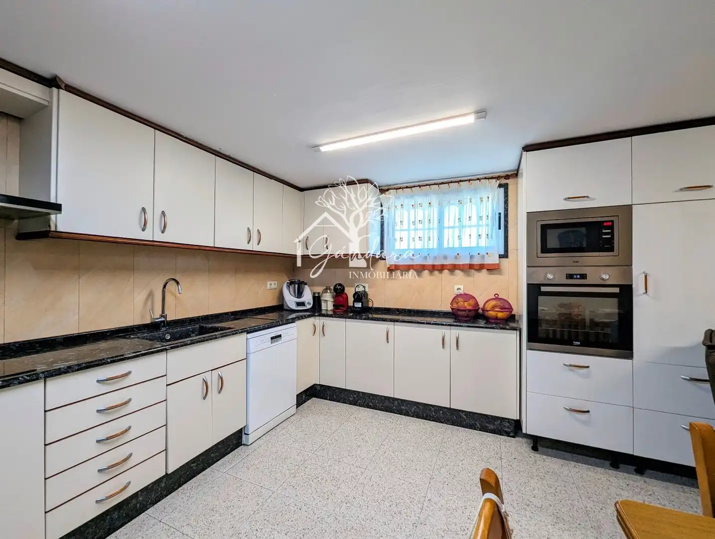 Kitchen of Houses for sale in Ferrol  with Heating, Parquet flooring and Terrace