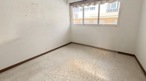 Foto 3 de Piso en venta en Carolinas Bajas, Alicante / Alacant
