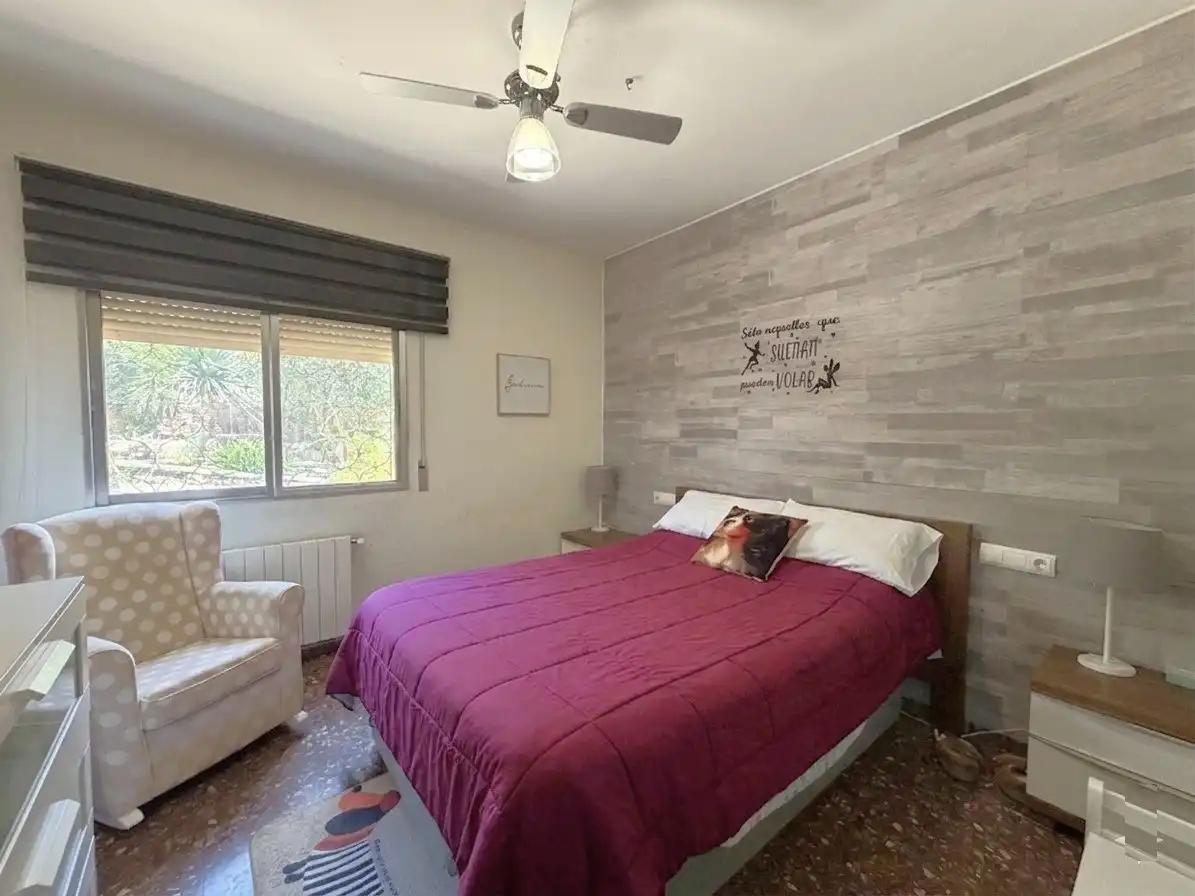 Habitación de Casa o chalet en venta en Náquera con Aire acondicionado, Calefacción y Jardín privado