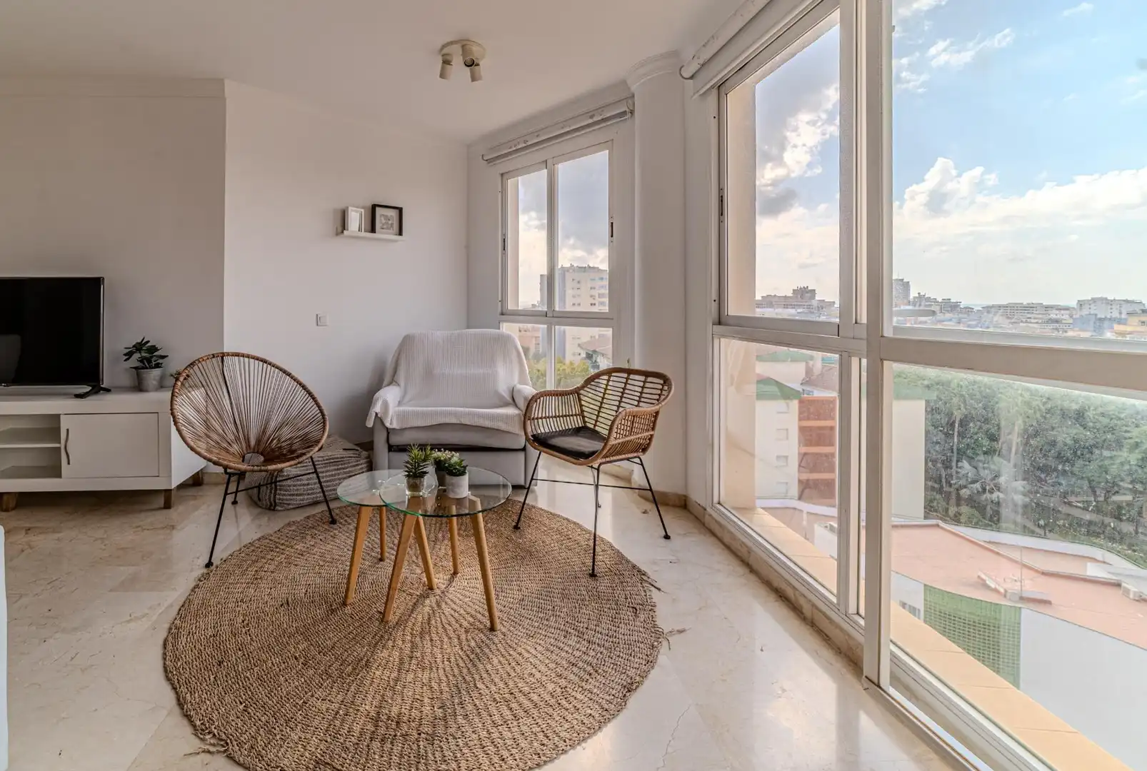 Balcony of Attic for sale in Fuengirola  with Air Conditioner, Private garden and Terrace