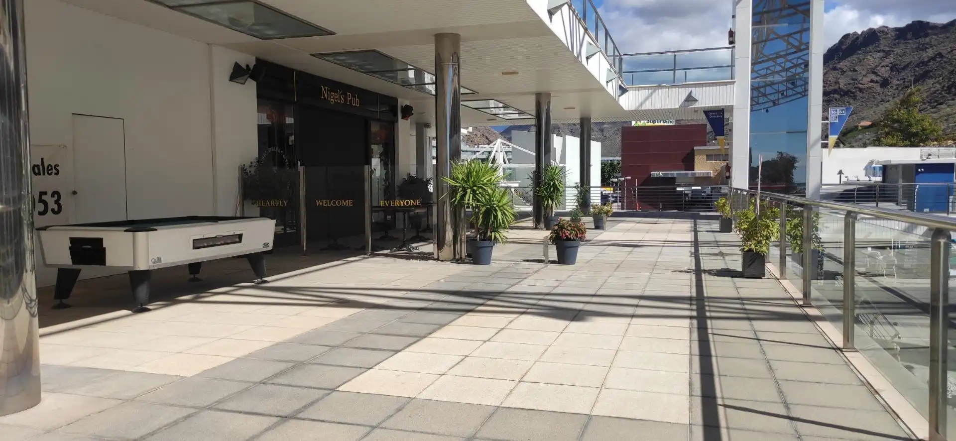 Vista exterior de Local en venda en Mogán amb Terrassa