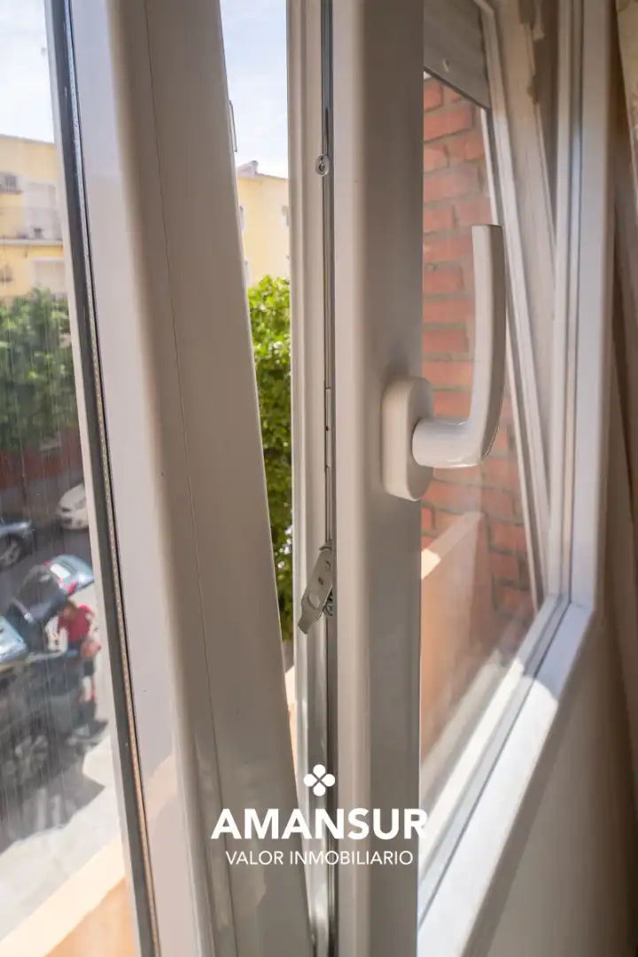 Vista exterior de Piso en venta en Huelva con Amueblado