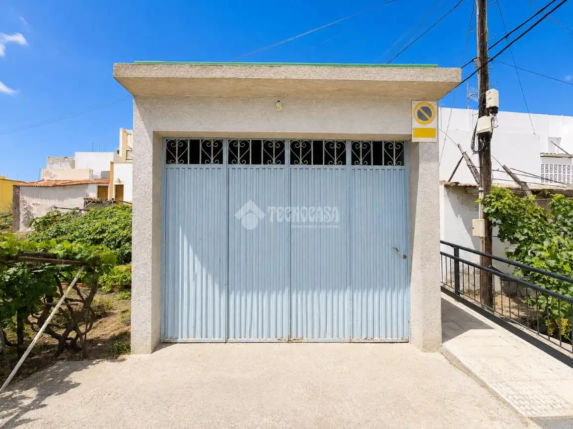 Aparcament de Casa adosada en venda en Icod de los Vinos amb Terrassa