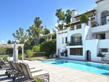 Casa con piscina en venta en Marbella Centro