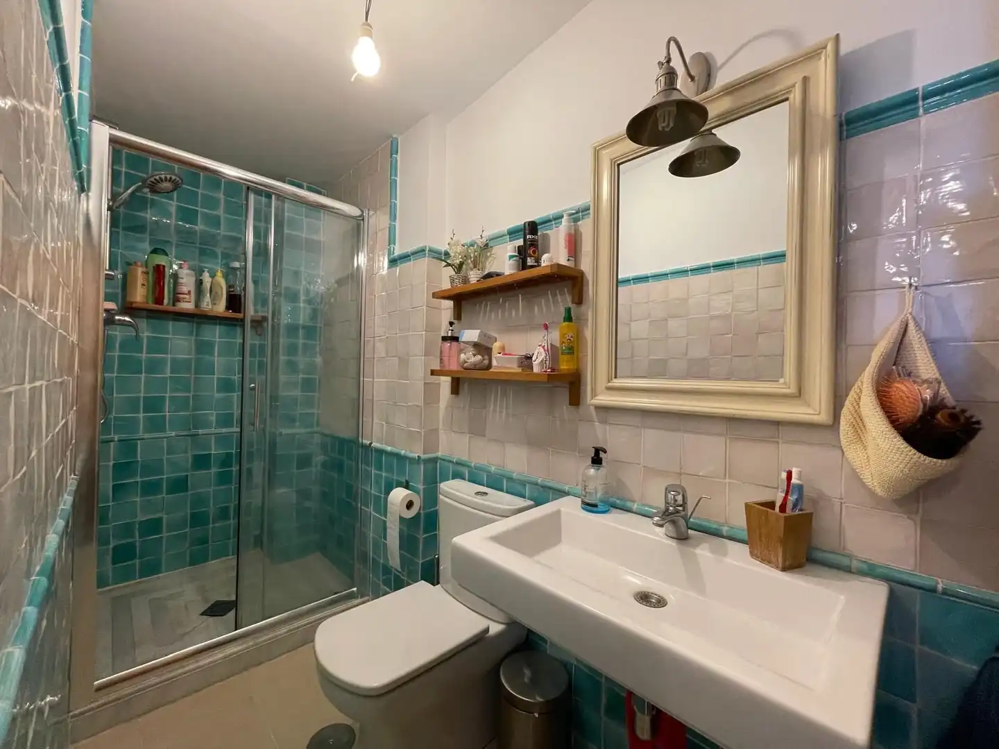 Baño de Apartamento de alquiler en El Rompido con Aire acondicionado, Calefacción y Amueblado