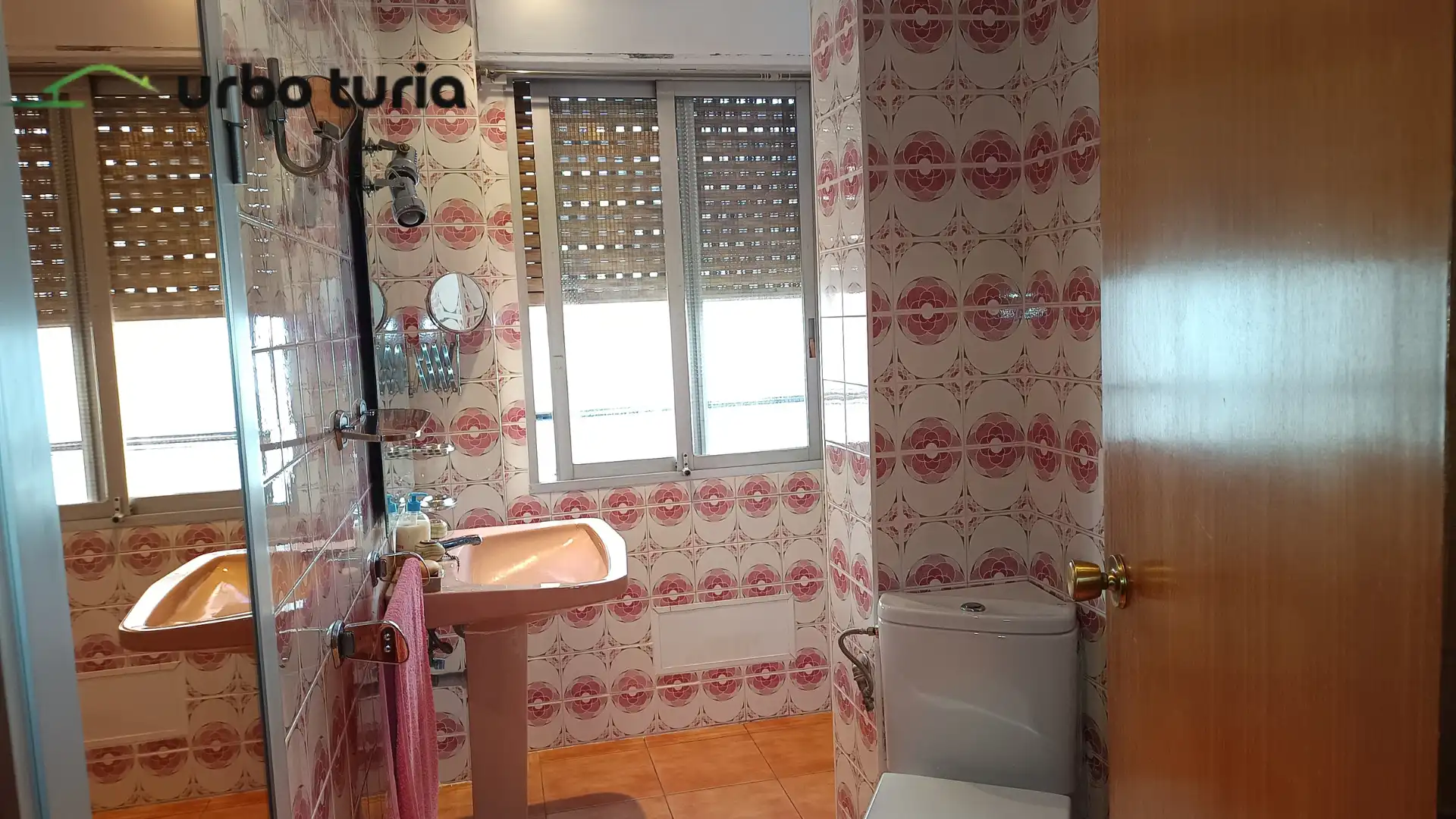 Habitación de Piso en venta en Valencia con Aire acondicionado y Alarma