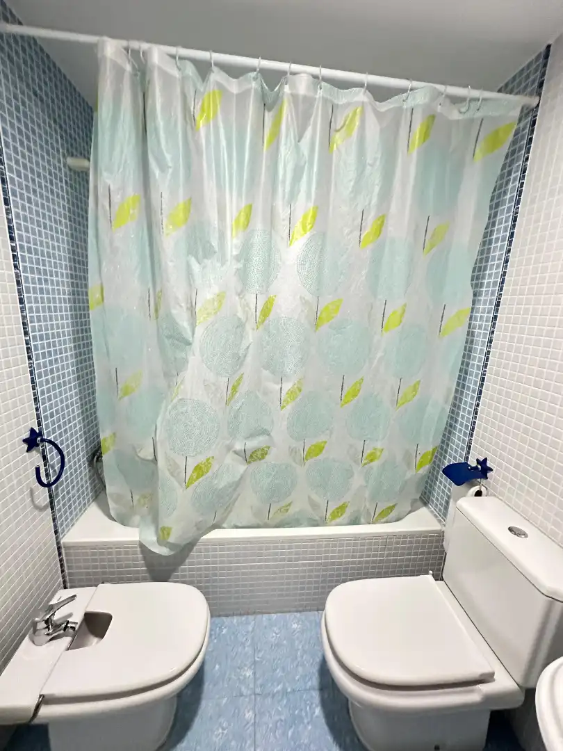 Bathroom of Flat for rent in Vila-real  with Air Conditioner, Heating and Furnished