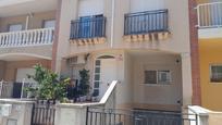 Vista exterior de Casa o xalet en venda en El Vendrell amb Jardí privat