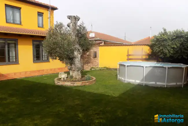 Jardín de Casa o chalet en venta en Villaobispo de Otero con Jardín privado y Parquet